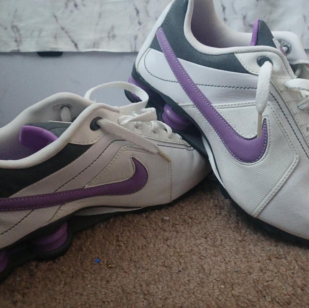 Nike Women's Shox